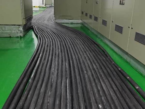 重庆如何根据理论计算公式计算温度对特定电压测量结果的影响？