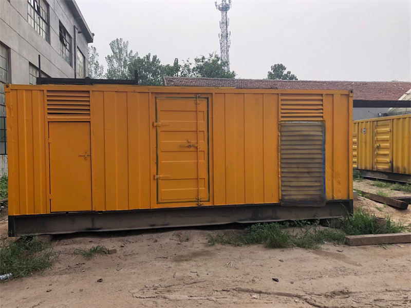 重庆发电机出租进行负载测试时，电瓶电量不足的具体判断标准是什么？